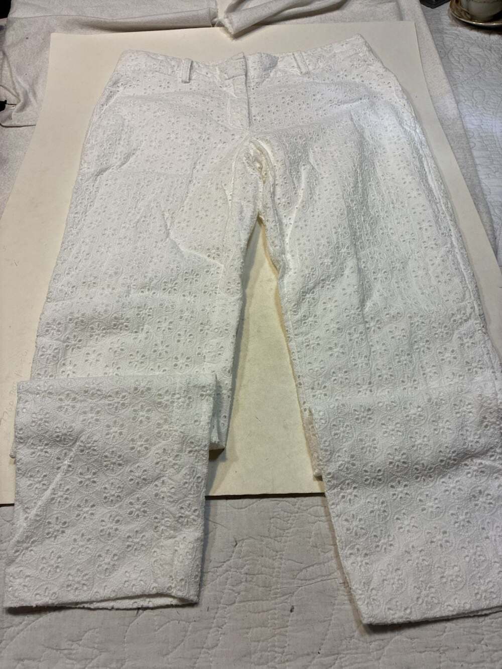 Victoria's Secret Pants Size 4 White Eyelet Lace Cotton